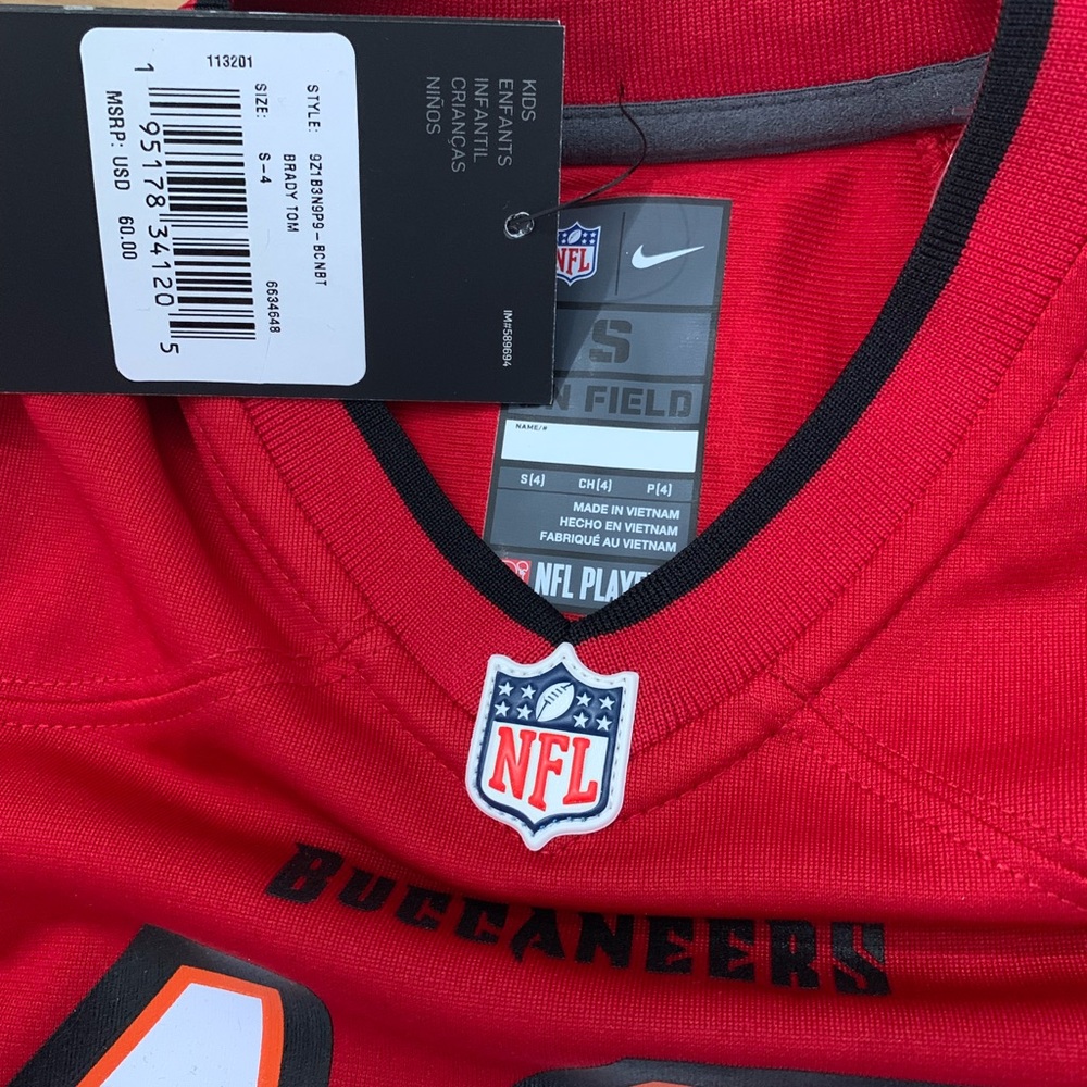 Official NFL Nike Tom Brady NWT Tampa Bay Bucs Youth Jersey - Picture 4 of 5